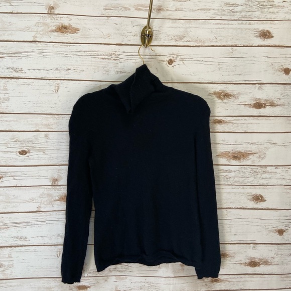 Cashmere by charter club black turtle neck size small - Picture 2 of 3